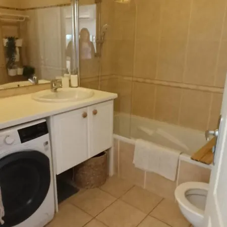 L Ecume- Grand T4 Duplex Avec Terrasses - Piscine - Clim - Parking *